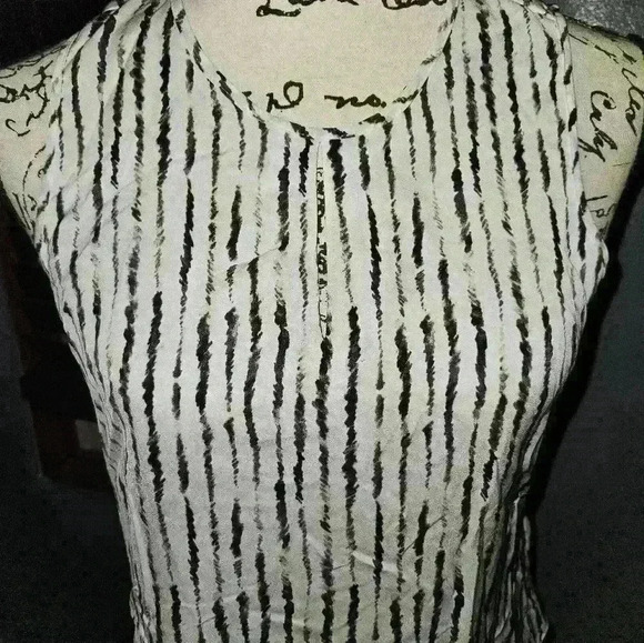 Cato Womans Blouse Size XS. - Picture 2 of 10